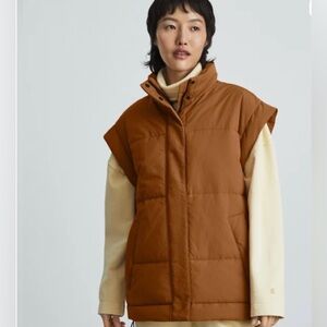 Everlane Women's ReNew Puffer Vest